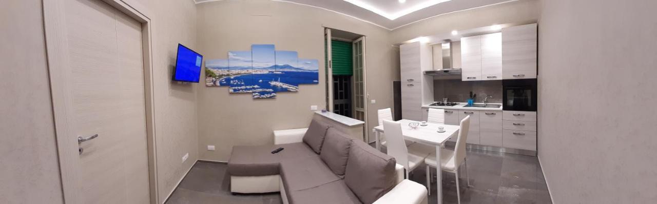 A Casa E Annarell Apartment Napoli Bagian luar foto