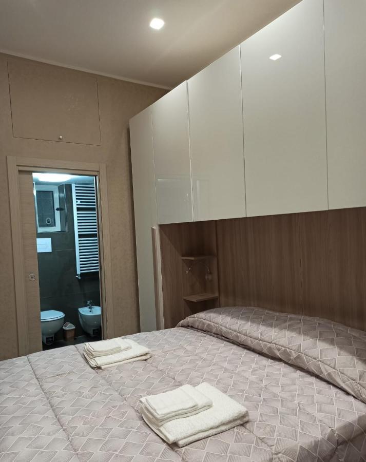 A Casa E Annarell Apartment Napoli Bagian luar foto